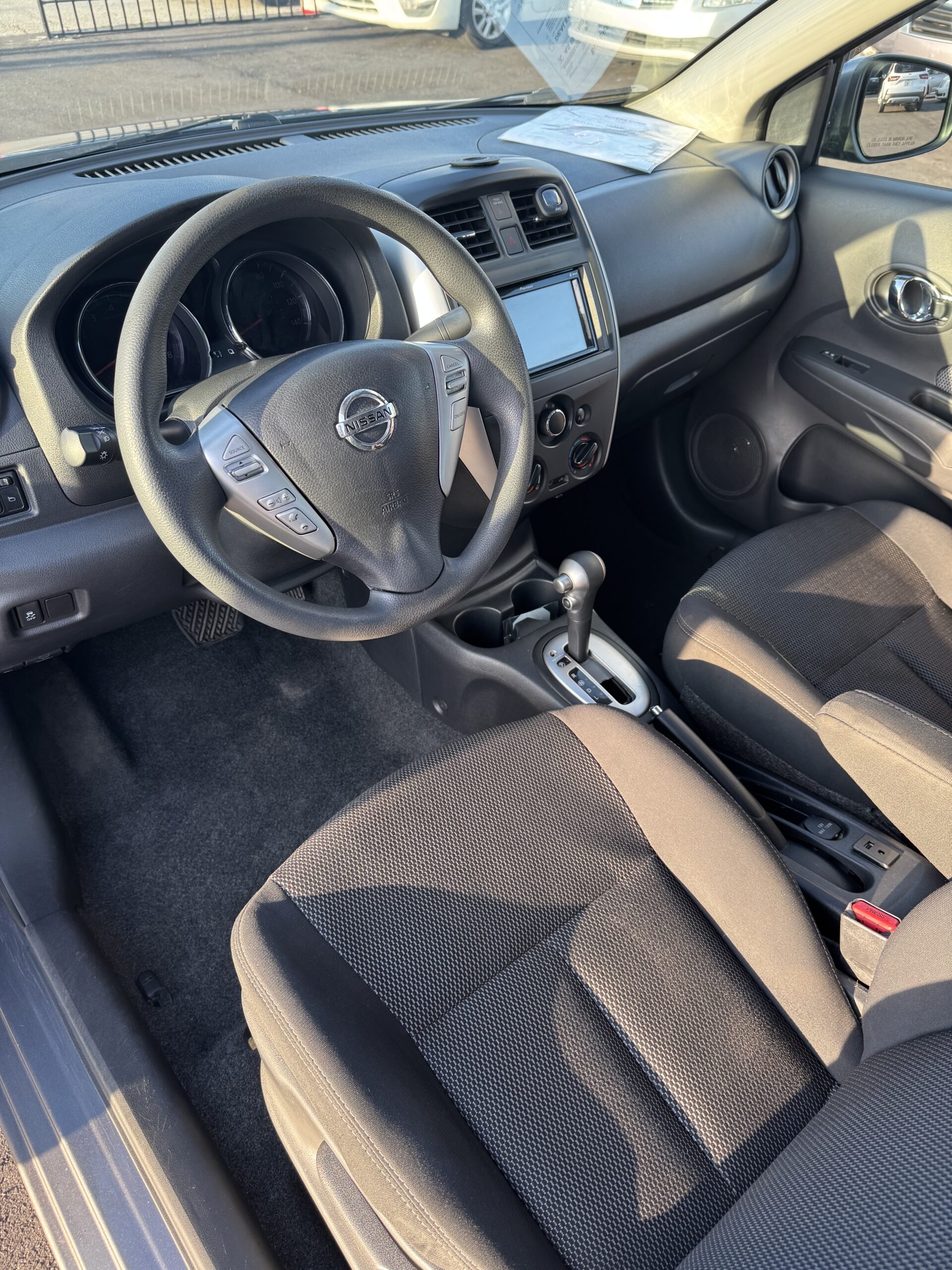 2016 Nissan Versa Sedan SV - Photo 16